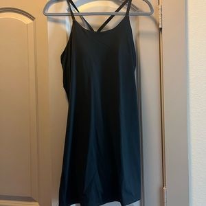 Black athletic dress size large